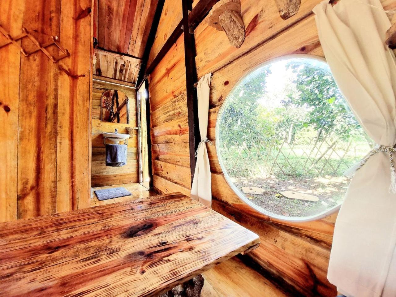 Homestay Vuon Trai Cay Nhiet Doi Vo Uu Garden バオロク エクステリア 写真
