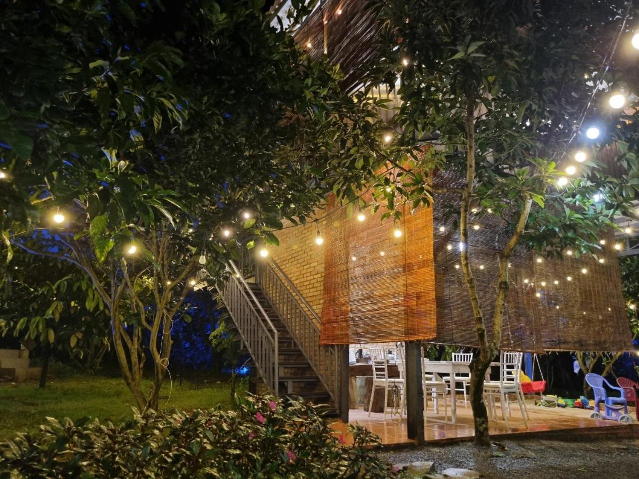 Homestay Vuon Trai Cay Nhiet Doi Vo Uu Garden バオロク エクステリア 写真